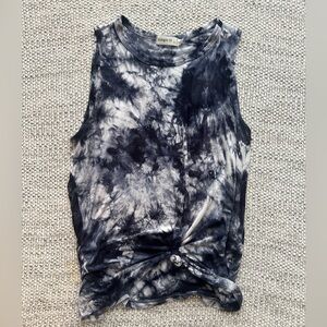 🎄Ginger G Tie Dye Tank